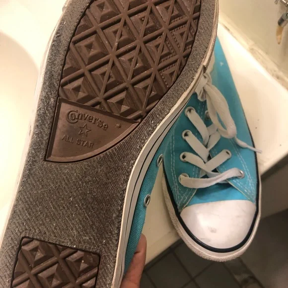 Baby Blue Converse in Size 7 - Picture 3 of 6